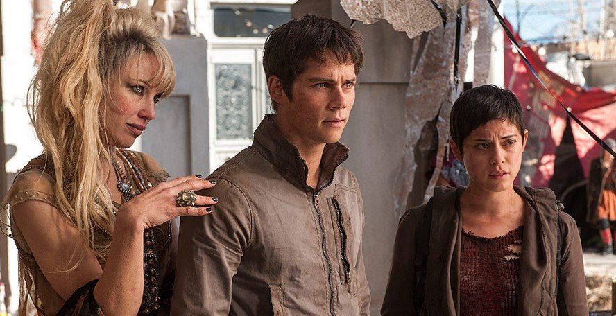 Maze Runner: The Scorch Trials (2015) Movie Review:  Not as W[i]CK[e]D as it seems!