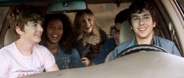 Paper Towns (2015) Movie Review: To Fake Towns and Beyond!