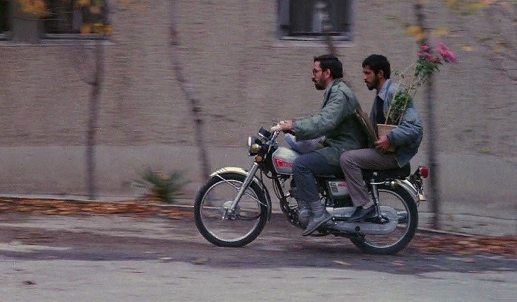 Close-Up [1990] : A Lie to achieve the greater Truth