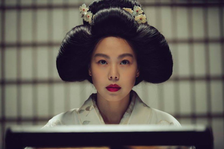 The Handmaiden (2016) Movie Review: A Perverted Tale of Love & Deceit
