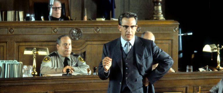 JFK [1991] Review: A Riveting Account of an Interesting Conspiracy Theory