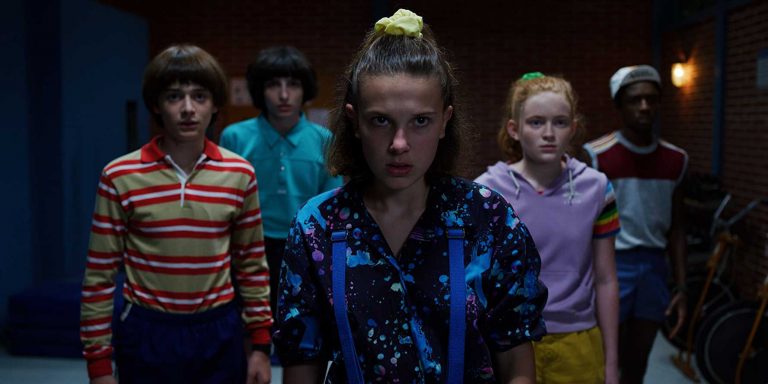 Stranger Things [Season 3] Review: Back to the Teenage Nostalgia!
