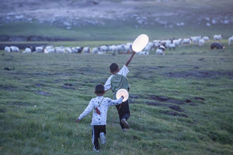 Balloon (Qiqiu) [2019]: ‘Venice’ Review – A Love Letter To Tibet And Her Women