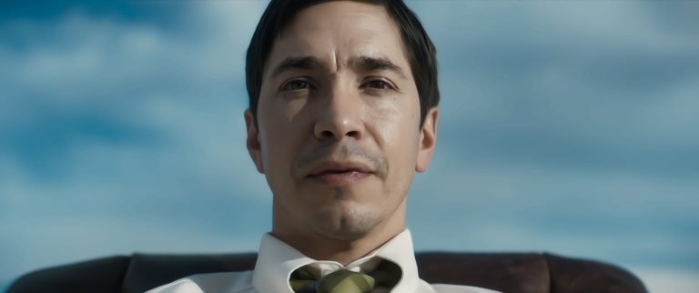 [Watch] The Wave Trailer: A trippy journey into a reality bending ride