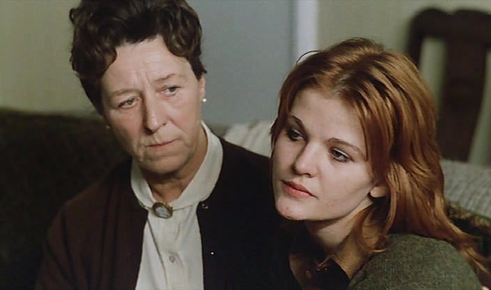 Family Life [1971] Review: Life as an experiment
