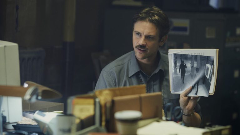 In the Shadow of the Moon Netflix (2019) Review: Jim Mickle’s Weakest