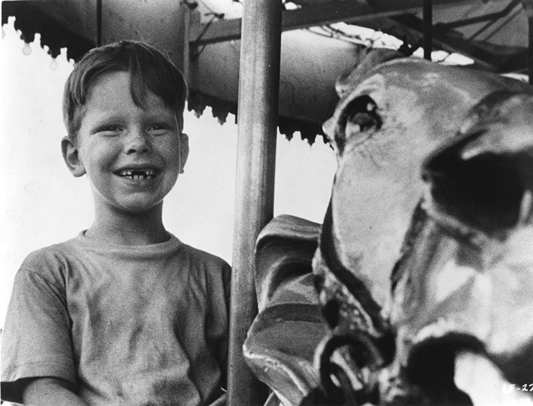 Little Fugitive [1953] Review – An Endearing Snapshot of an Age and Time