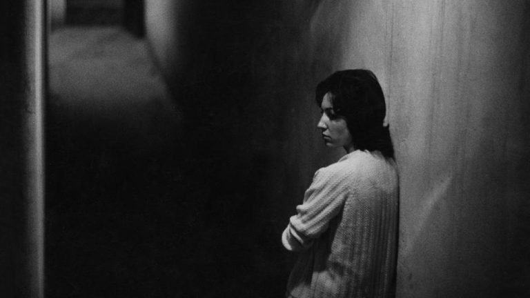 The Fiances (I Fidanzati) [1963] Review – Love Lingers in a Parched, Industrialized Land