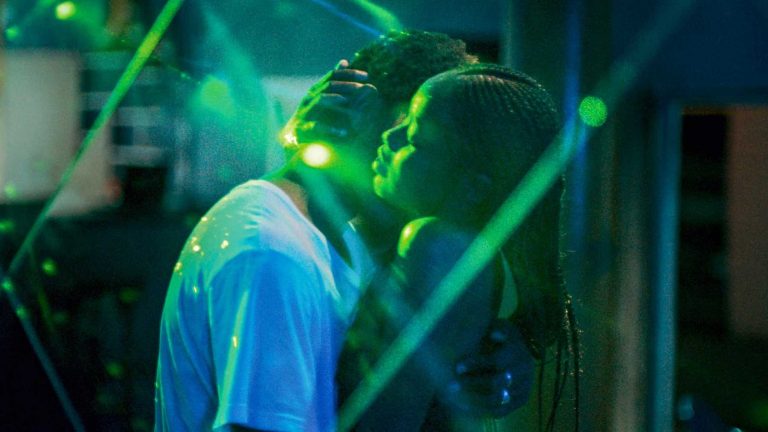 Atlantics [2019] Netflix Review: A Glimpse into the Other Realm