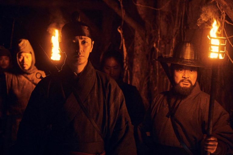 Kingdom (Season 2) Netflix Review– A Hastily Written Follow-Up to the Horror Fantasy Series