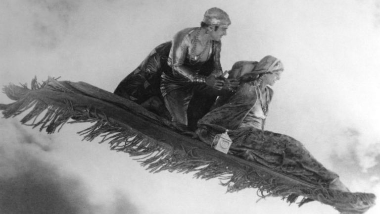The Thief of Bagdad [1924] Review – A Wildly Entertaining Silent-Era Spectacle