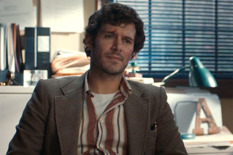 The Kid Detective [2020] Review – Sleuthing in a Notably Darker and Self-Aware World