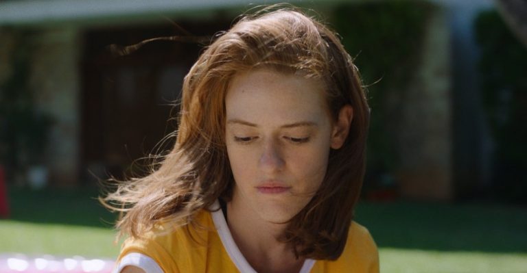 Moon, 66 Questions [2021]: MUBI Review- A delicate, understated look at the complexity of estranged realtionships