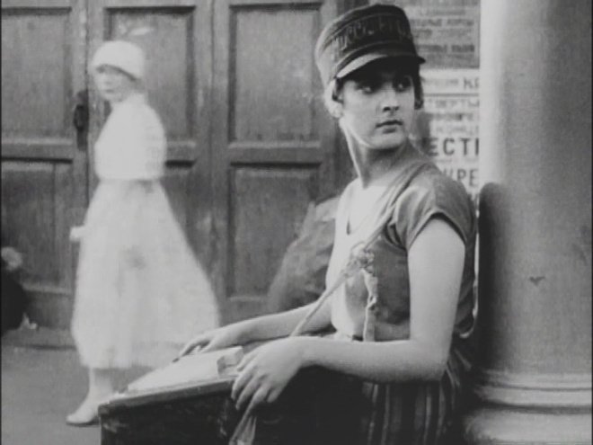 Cigarette Girl