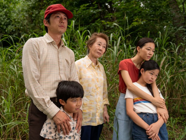 Minari (2021) Review: An Impersonal Account of a Personal Story