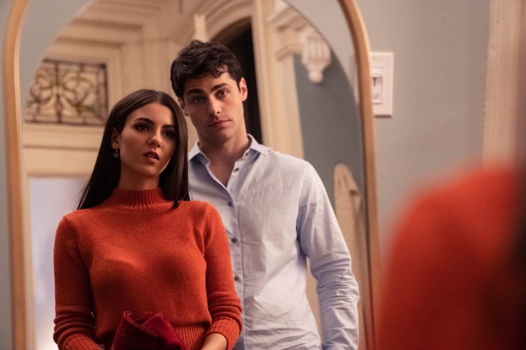 Trust [2021] Review: A formulaic infidelity tale about rich, white Americans
