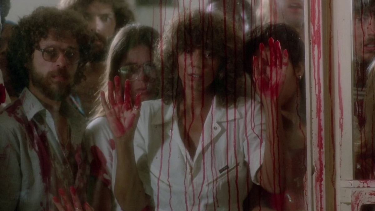 All James Cameron Movies, Ranked From Worst to Best - Piranha II: The Spawning (1982)