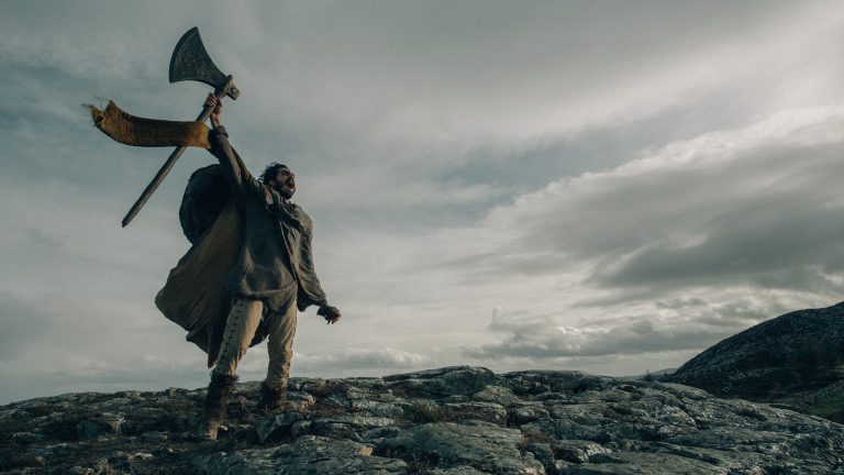 The Green Knight (2021) Review: The Cyclical Battle Between Rot And Growth