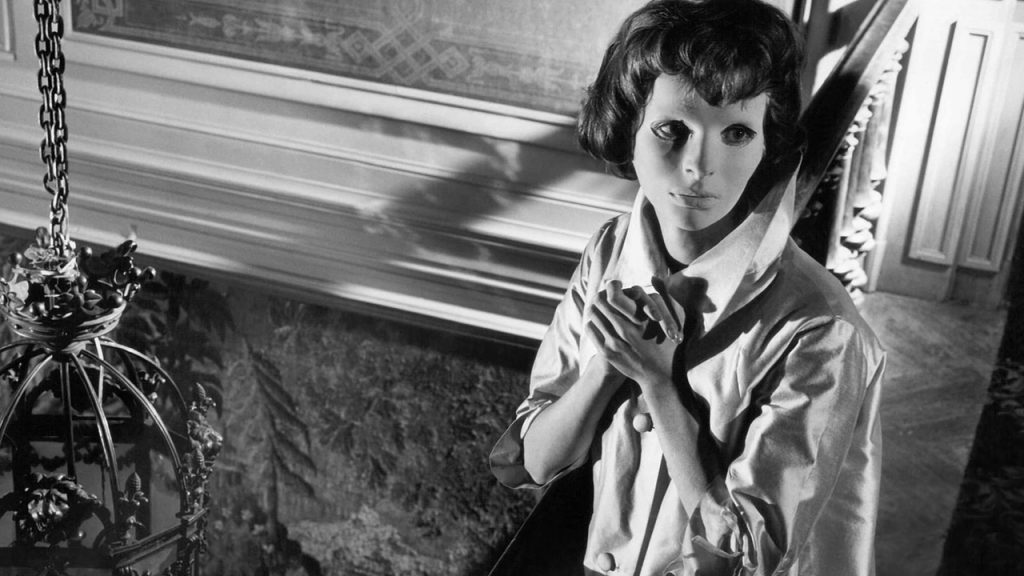 Black and White Horror Films Eyes without a face