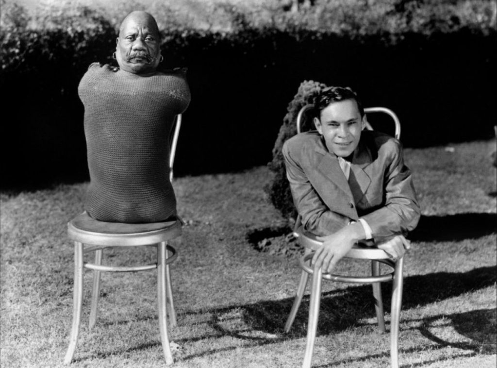 Black and White Horror Films Freaks