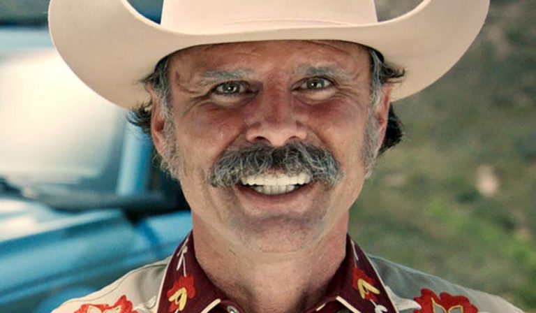 John Bronco Rides Again [2021]: ‘Short Film’ Review – Walton Goggins Returns As The Greatest Fake Pitchman