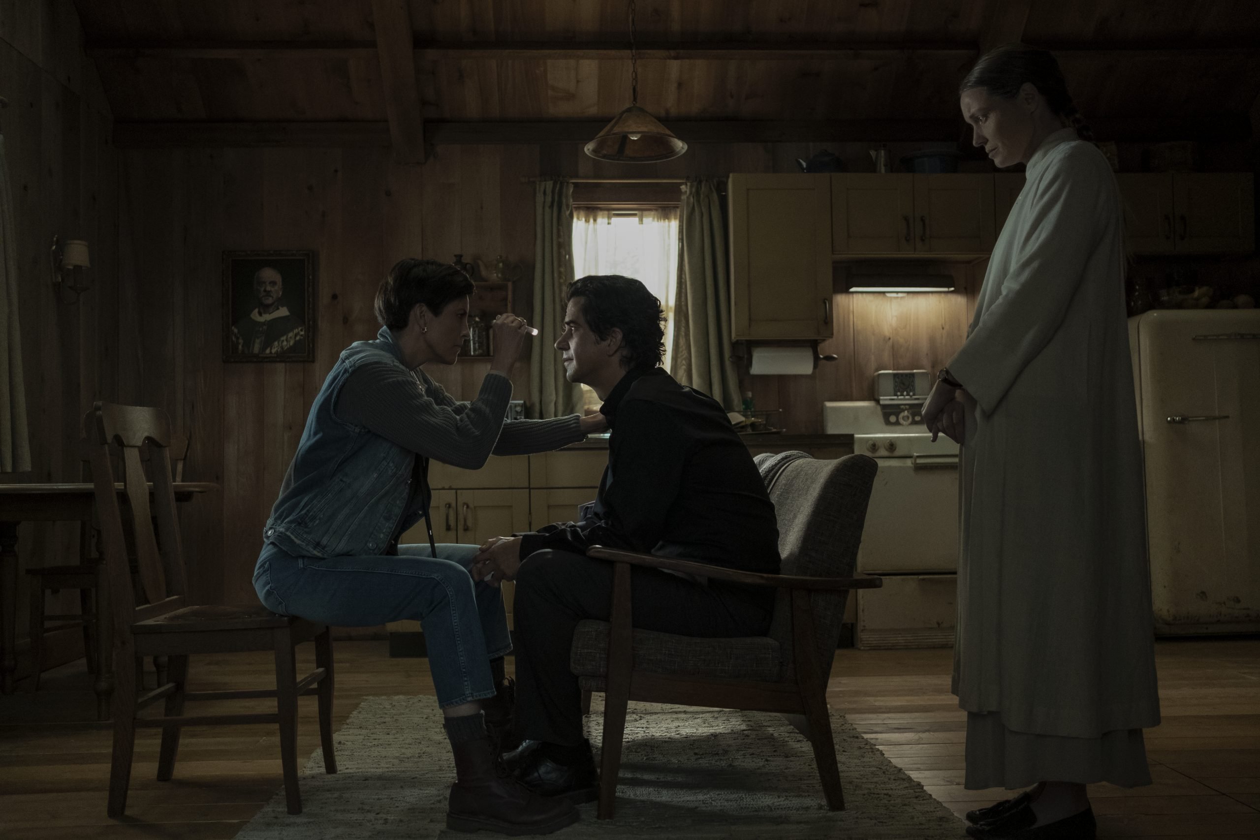 Midnight Mass (1) - highonfilms