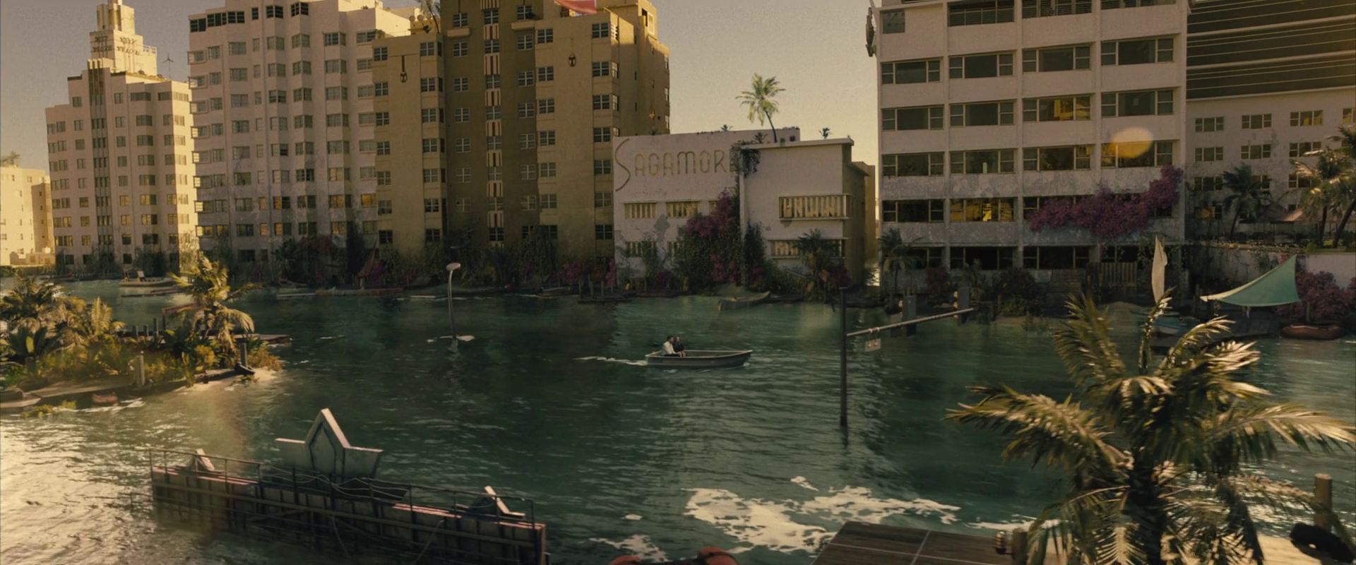 Reminiscence Movie Explained (1) - Flooded Miami