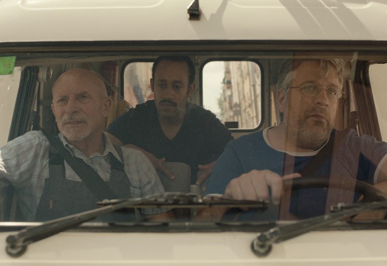The Odd-Job Men [2021]: ‘TIFF’ Review: A Mellow Dramedy Built into an Environment of Crisis