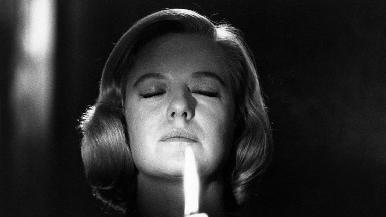 Séance on a Wet Afternoon [1964] Review– A Visually Entrancing and Superbly Written Character Study