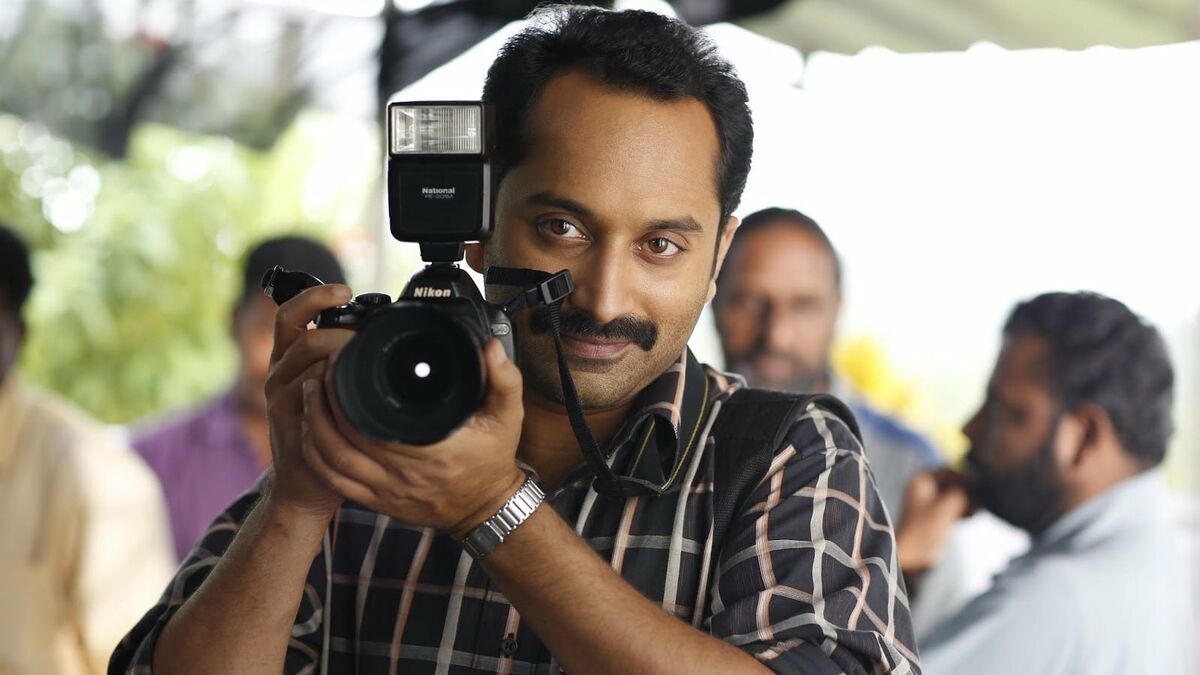 Movies Like Minnal Murali on Netflix - Maheshinte Prathikaaram (2016)