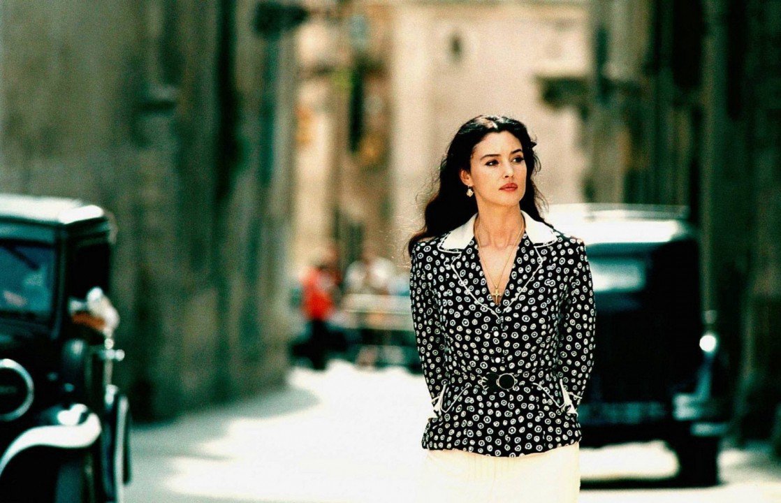 Movies Like The Hand of God - Malena (2000)