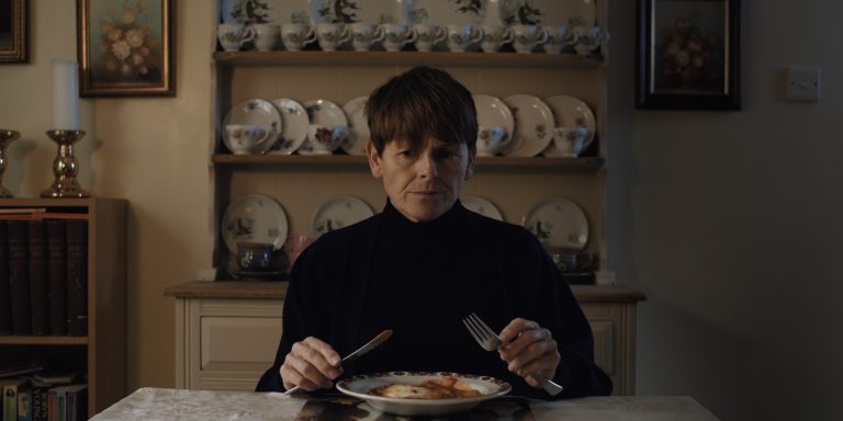 Fading Petals [2022] Review – A psychoanalytic albeit convoluted look at loneliness