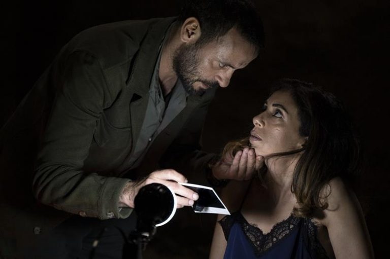 Huda’s Salon [2022] Review: A tense, heavy-handed thriller that escalates uneasily