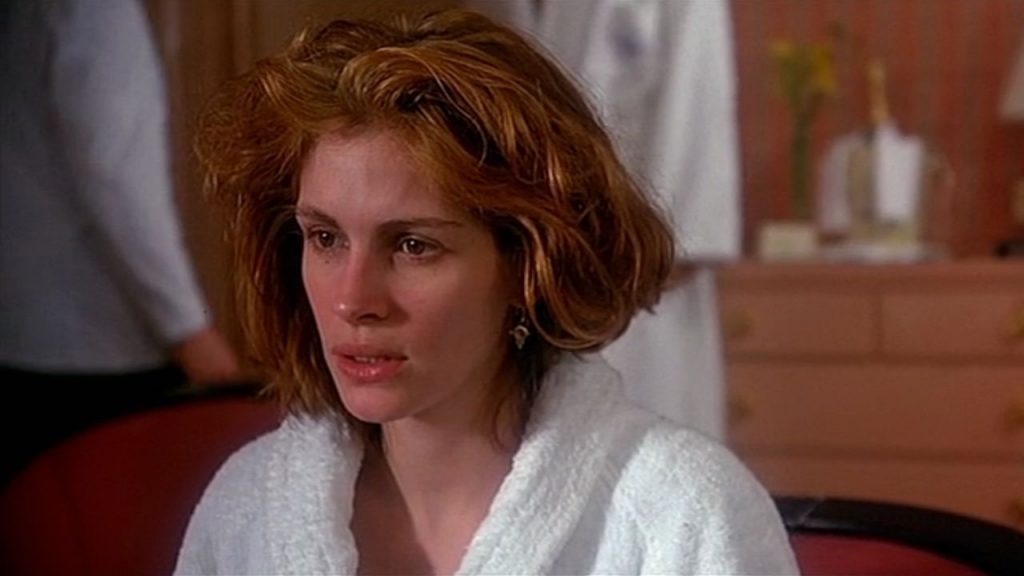 Movies Like Confessions of a Shopaholic - Ready to wear (1994)