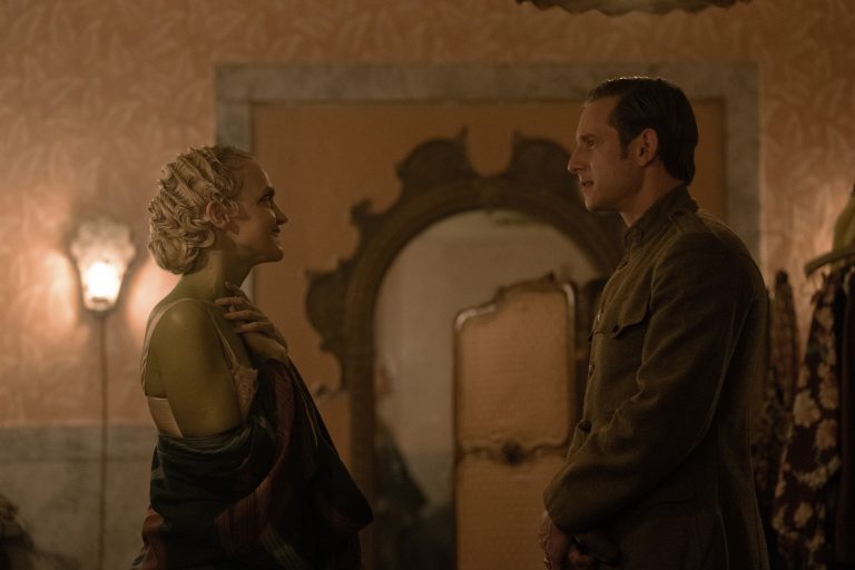 Shining Girls (Season 1) Episode 6: Recap and Ending explained