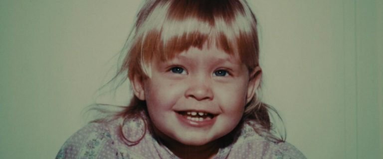 Girl in the Picture (2022) Netflix Review: Netflix’s true-crime documentary about a girl with multiple names is never less than shocking