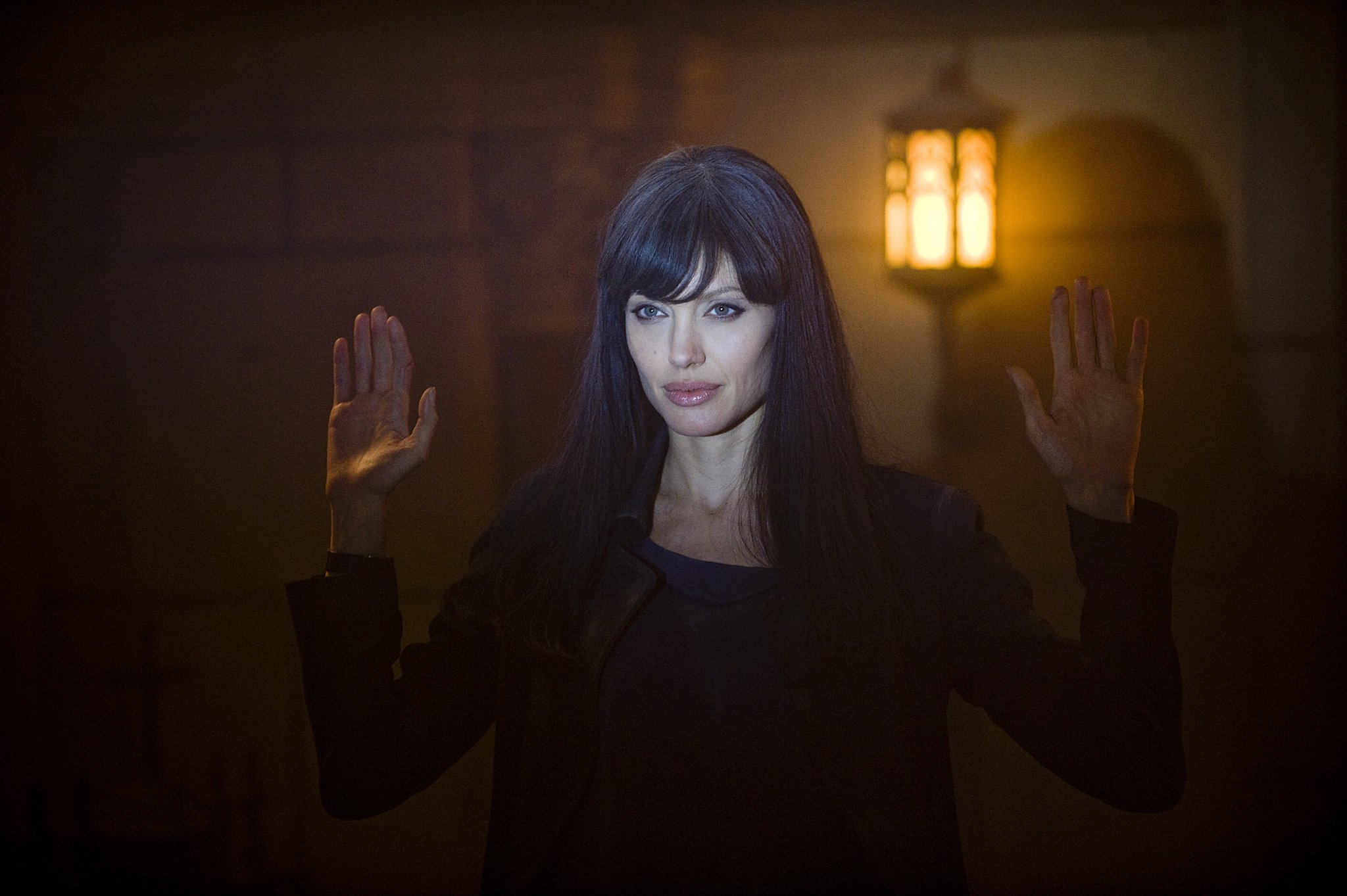 Movie like The Gray Man - Salt (2010)