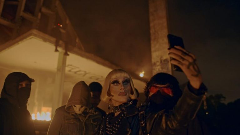Anhell69 [2022]: ‘Venice’ Review – A Intimate and Melancholic Portrait of the Young Queer Scene in Medellin