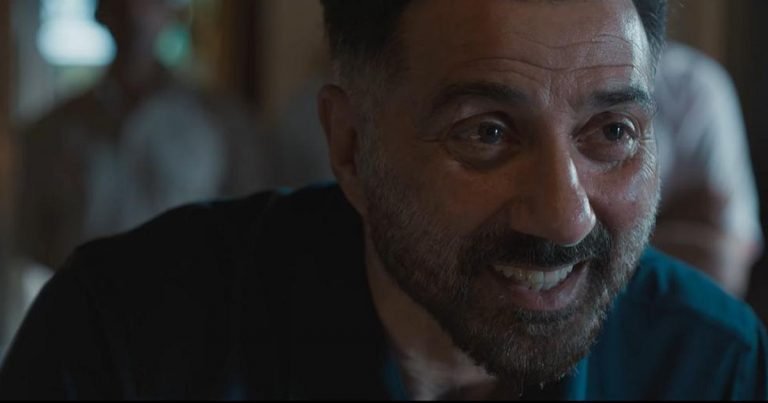Chup: Revenge of the Artist (2022) Review ― A Unique & Absorbing Thriller Which is Also a Love Letter to the Unheard Voices of Cinema