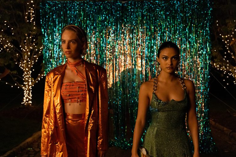 Do Revenge (2022) Netflix Review: A Hitchcockian reworking of the teenage school-girl trope that doesn’t always hit the highs
