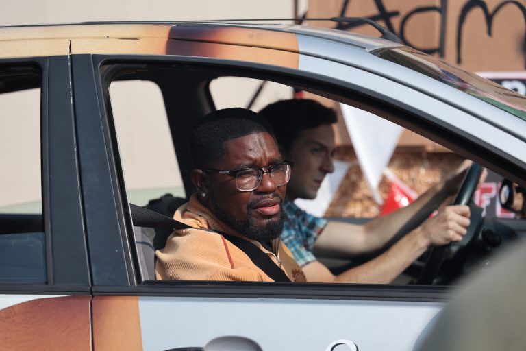 Bromates [2022] Review: This tone-deaf comedy has nothing to redeem itself