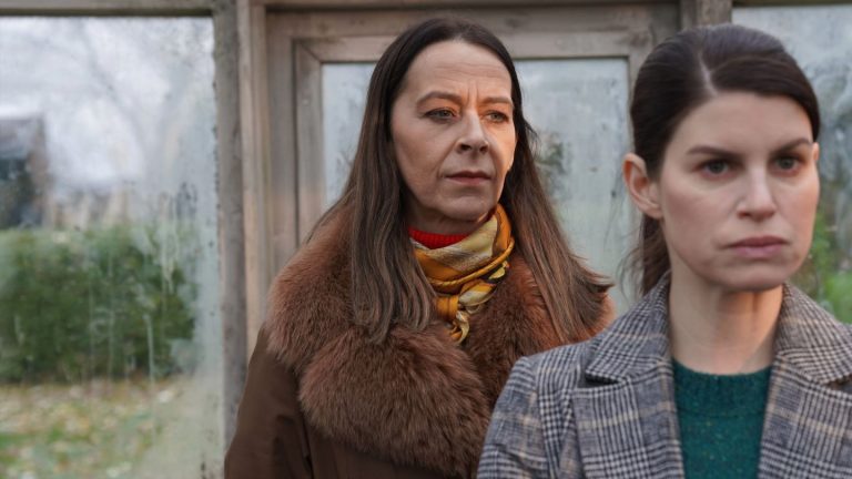 Matriarch (2022) ‘HULU’ Movie: Ending, Explained – Who Was Laura’s Father? How Does It All Connect?