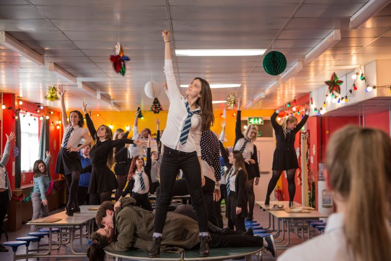 Anna and the Apocalypse Movie Ending, Explained – Does Anna manage to escape the town?