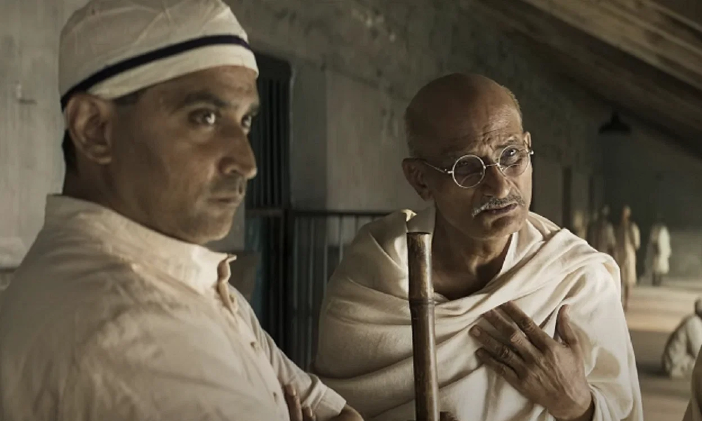 Gandhi Godse - Ek Yudh (2023) Movie Review