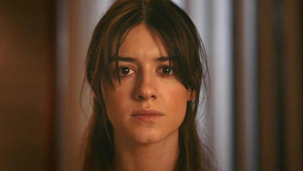 Fresh follows Noa (Daisy Edgar-Jones), who meets the alluring Steve (Sebastian Stan) at a grocery store and - given her frustration with dating apps - takes a chance and gives him her number. After their first date, Noa is smitten and accepts Steve's invitation to a romantic weekend getaway. Only to find that her new paramour has been hiding something unusual. Edgar-Jones is a revelation here as Noa. After years of strong work in TV, Fresh, is a career moment for her. She owns the film. Whether she is being vulnerable or in charge or bored or excited, she commands attention. Even if the subject matter might be too hard to bear for some, you simply can’t turn away from her performance.  The first act of Fresh, gives a false sense of familiar beats. The title and opening credit rolls out approximately 40 minutes into the film, and your jaws will be on the floor by then. The stunningly plausible tonal shift is going to blow your mind away.  Thriller in its text and psychological in its execution, Fresh is a refreshingly unpredictable and off-kilter feature debut of the director Mimi Cave. I would highly recommend that you get into it with minimal knowledge to have the maximum impact.  It’s definitely one of the most interesting psychological films on Hulu. 
