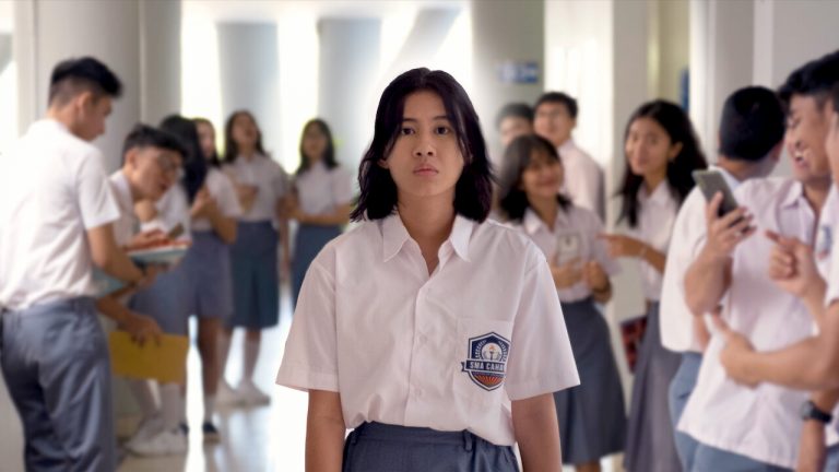 Dear David (2023) Review: A Conventional Teenage Romance Drama Elevated by Gentle Handling of its Themes