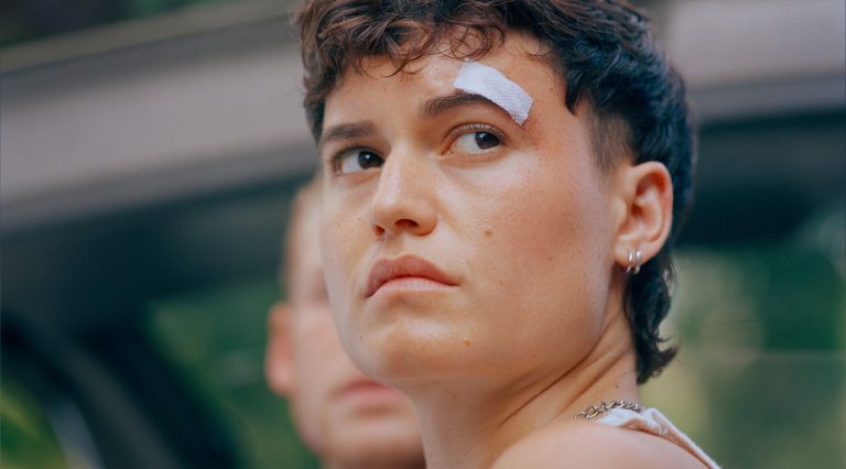 Mutt (2023) ‘Berlinale’ Review: A Day in the Life of a Trans Man Living in New York
