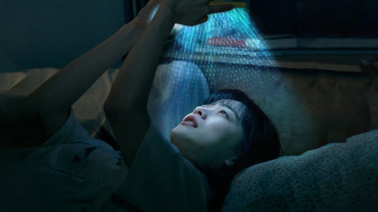 Unlocked (2023): Movie Ending, Explained – Who is the Creepy Killer?