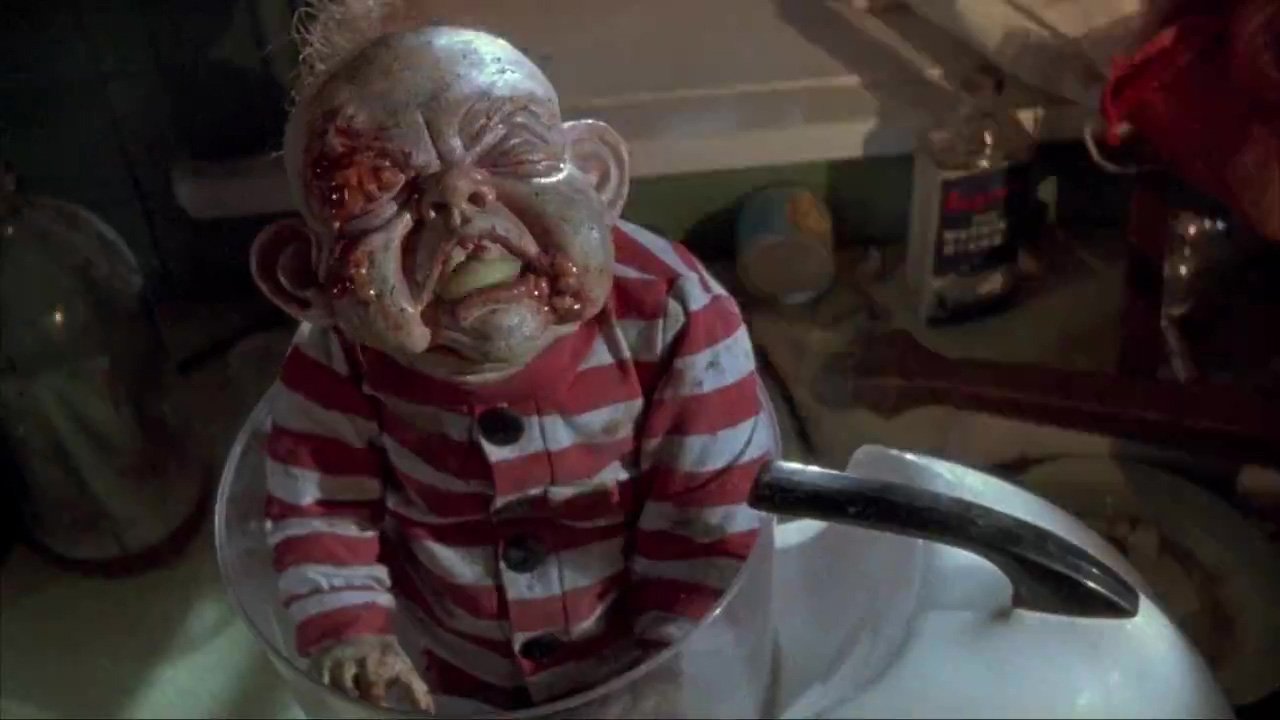 15 Great Zombie Movies That You Need To See: Brain Dead (1992)