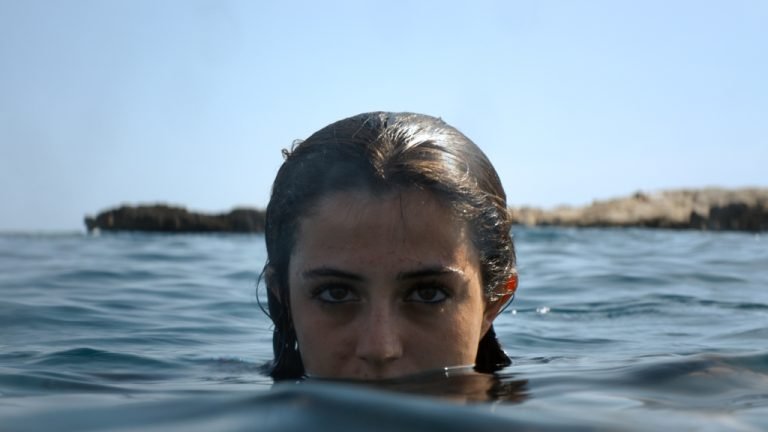 Creatura (2023) ‘Cannes’ Review: An Intimate and Complex Portrait of Female Sexuality